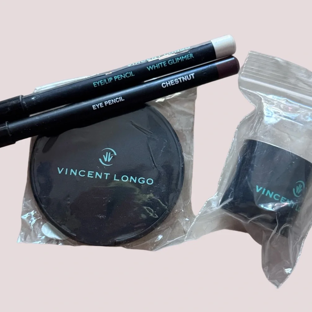 NWT Vincent Longo Makeup Bundle‎